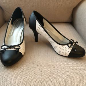 Black and White Heels - Sz 9